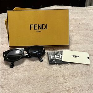 Fendi Classic Black Gold Sunglasses unisex